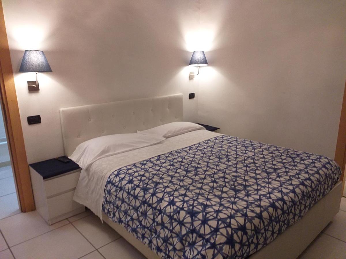 Beb Pantarei Bed and Breakfast Napels Buitenkant foto