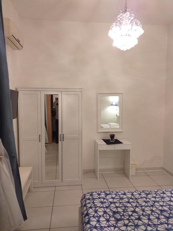 Beb Pantarei Bed and Breakfast Napels Buitenkant foto