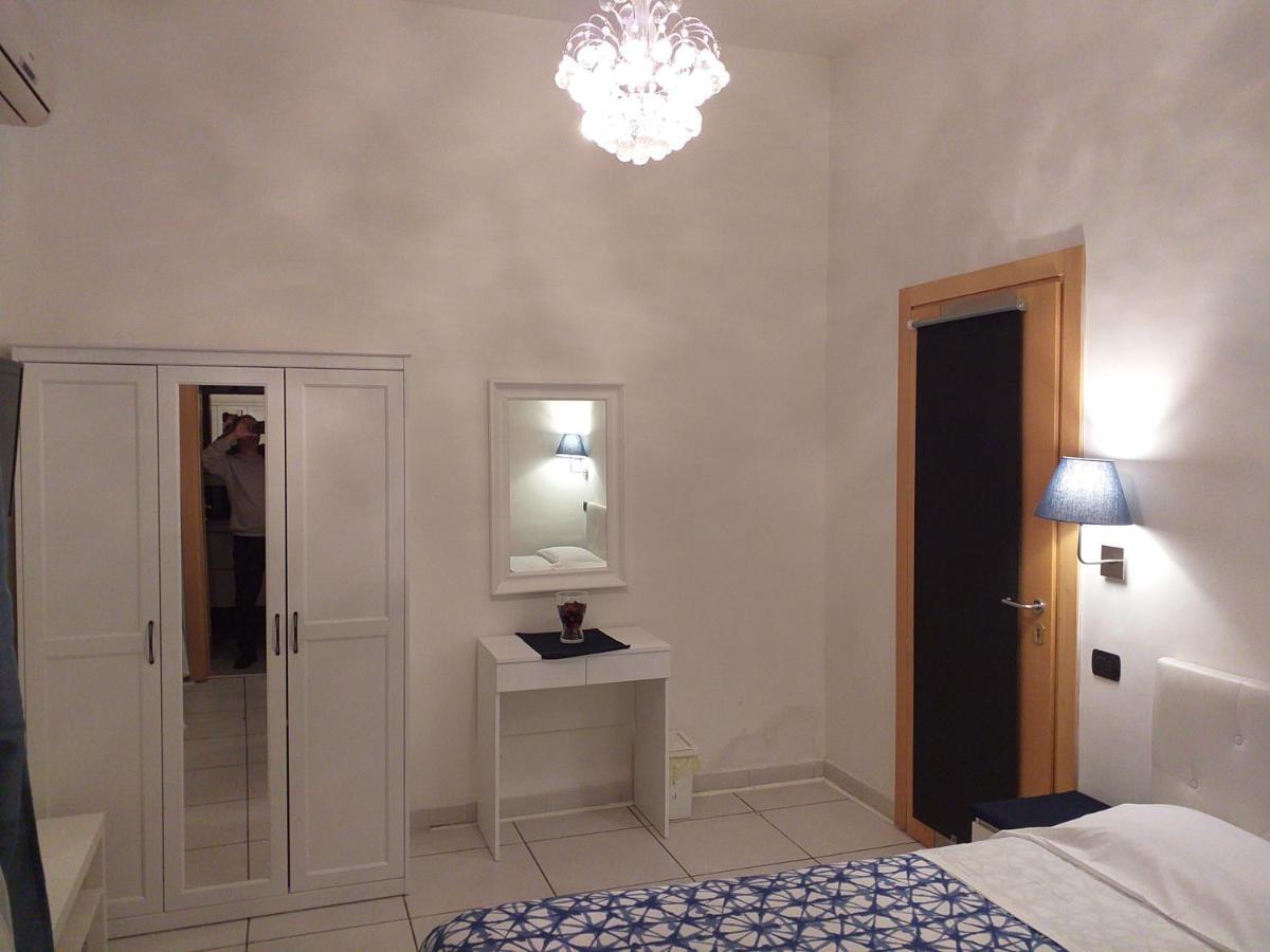 Beb Pantarei Bed and Breakfast Napels Buitenkant foto