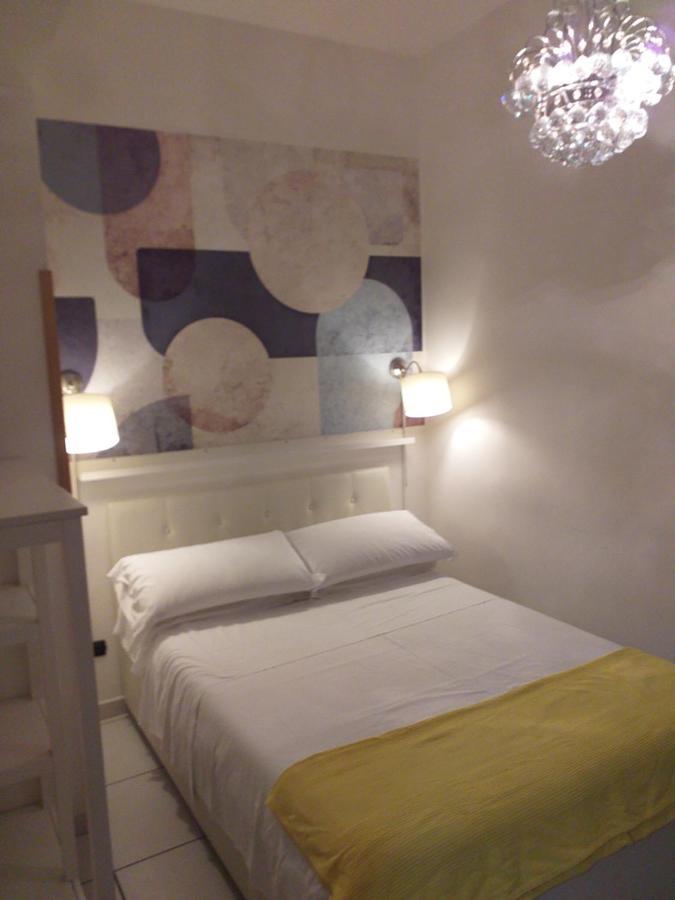 Beb Pantarei Bed and Breakfast Napels Buitenkant foto